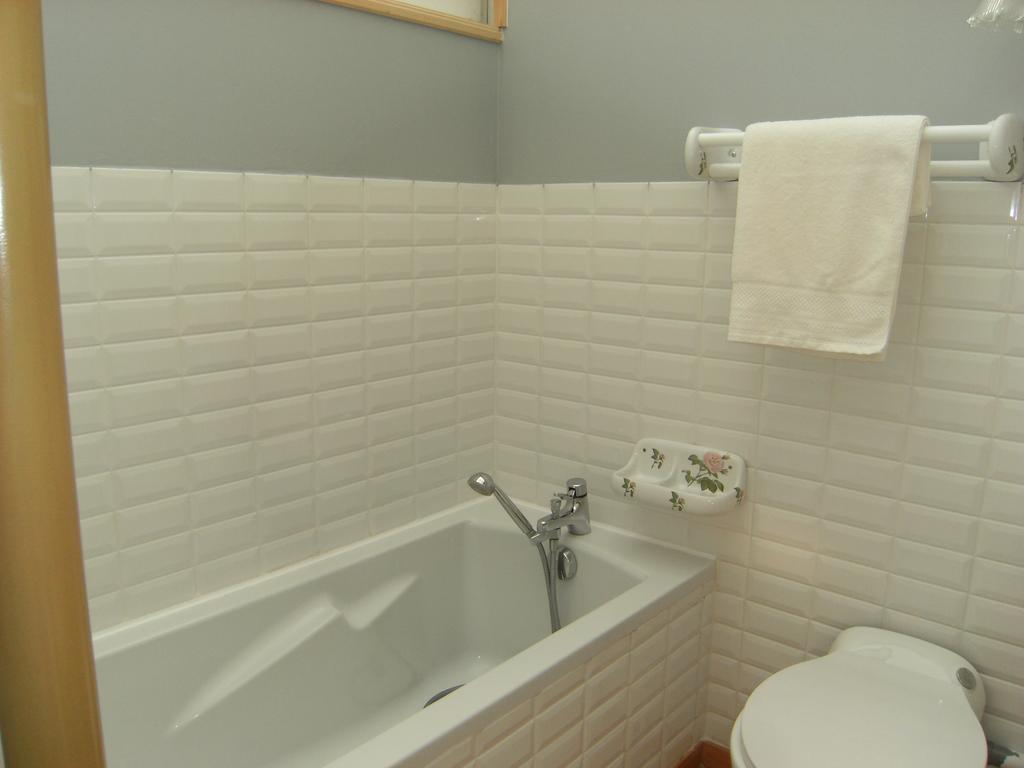 Le Relais Du Mont Chauve Bed and Breakfast Caumont-Sur-Aure Esterno foto